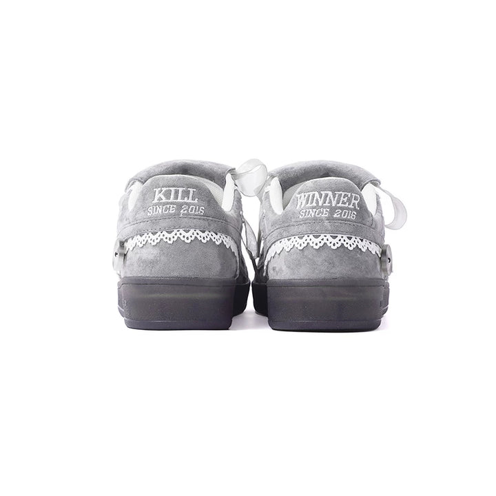 Lace German Trainer