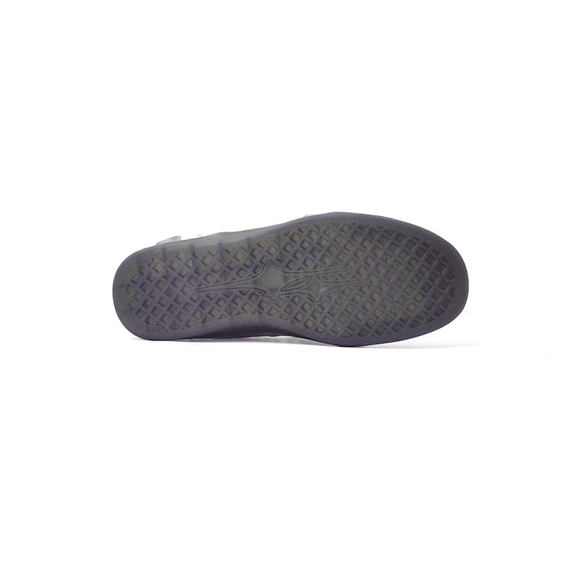 Lace German Trainer