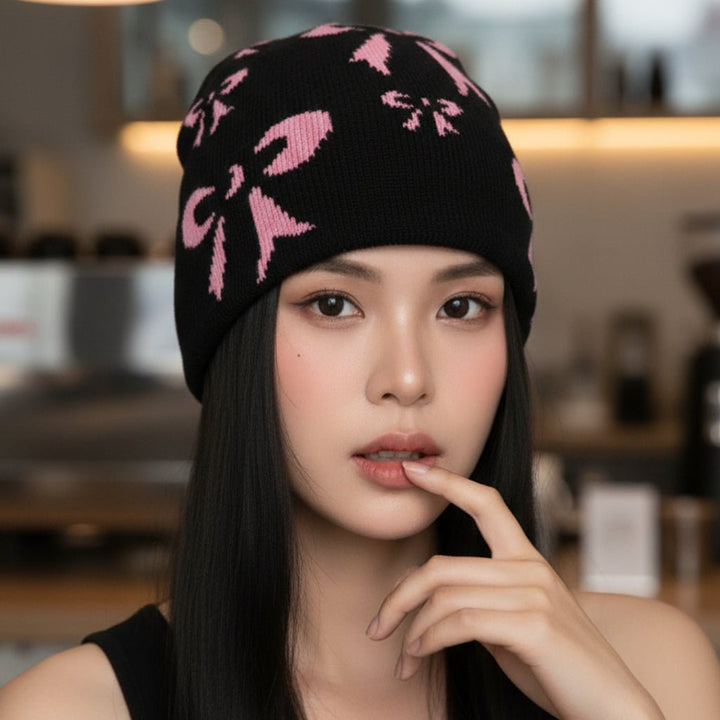 Knotted bonnet