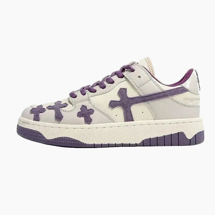 Cross sneaker