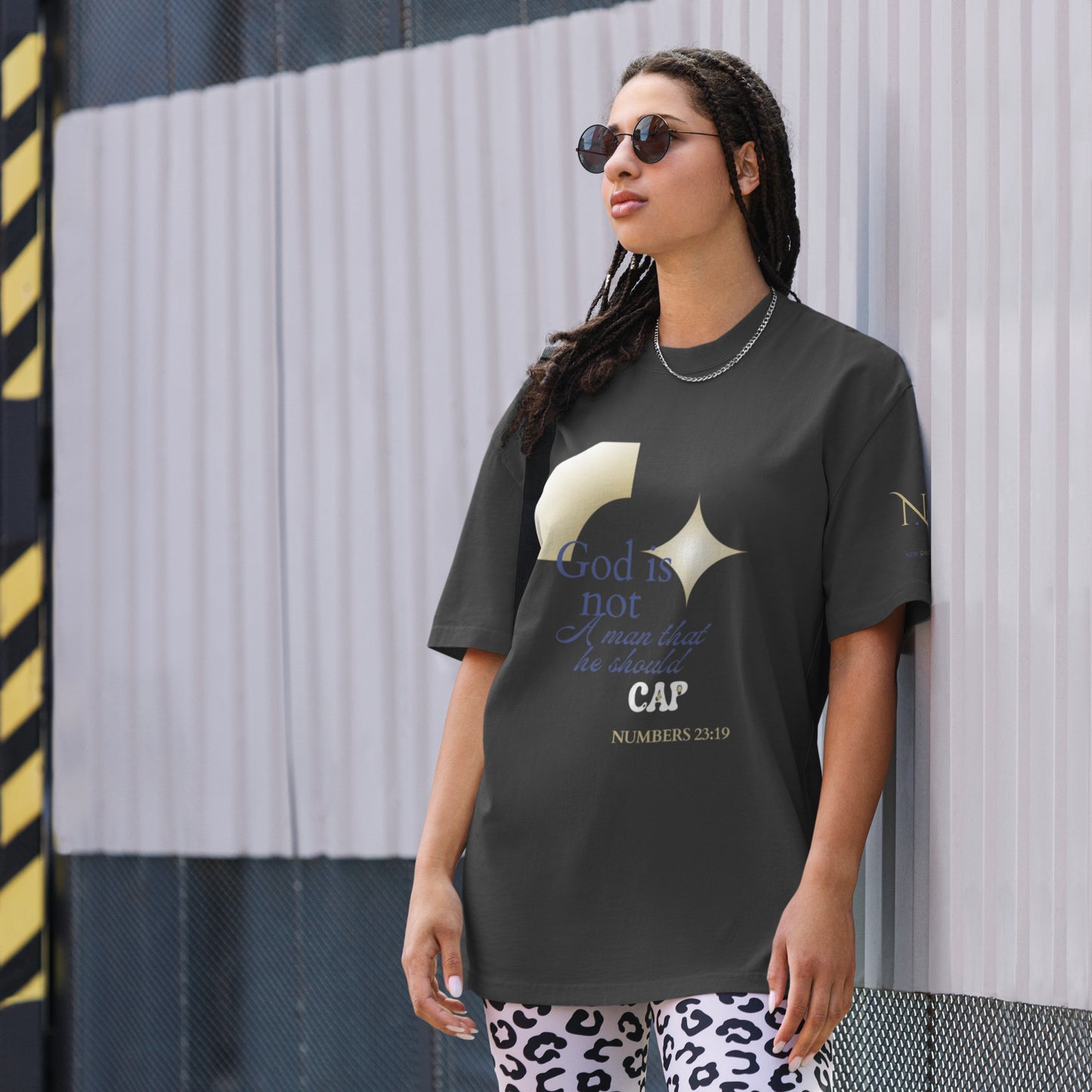 No Cap Oversized Faded t-shirt